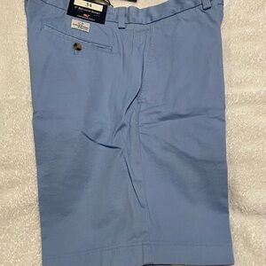 Vineyard vines 9” Breaker Short by Shep and Ian.  Never been worn.